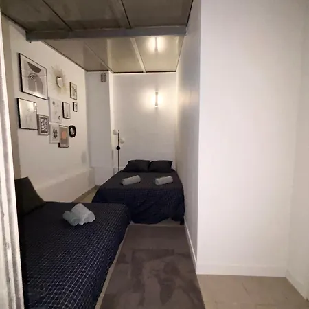 Tour Eiffel ,champs-elysees, Flandrin Paris