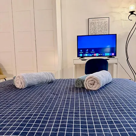 Апартаменты Tour Eiffel ,champs-elysees, Flandrin Париж