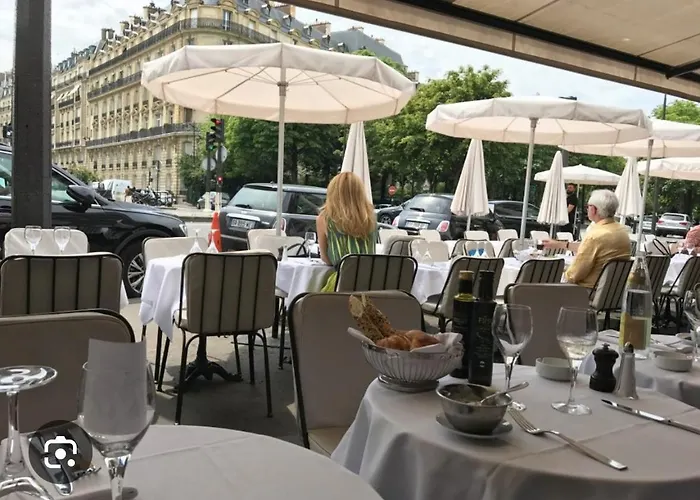 Tour Eiffel ,champs-elysees, Flandrin Париж