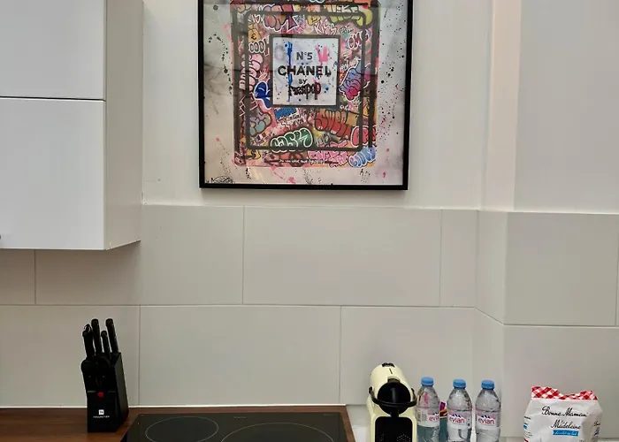 Tour Eiffel ,champs-elysees, Flandrin Париж