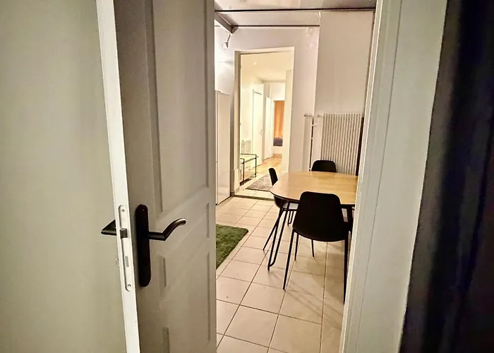 Tour Eiffel ,champs-elysees, Flandrin Апартаменты Париж